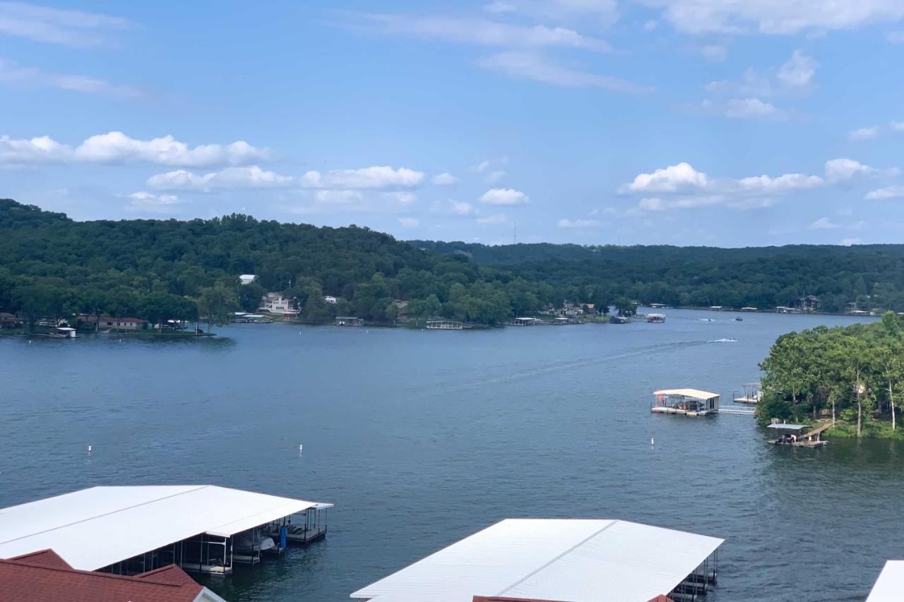 The Lake Escape With Balcony And Pool Access! Camdenton Buitenkant foto